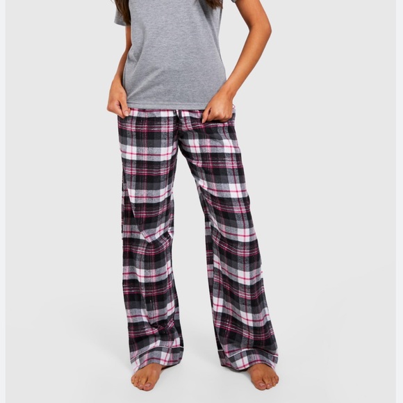 Secret Treasures Other - Pink, black, and gray plaid sleep pants